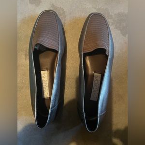 Bronze Flat Shoes NWT sz 7